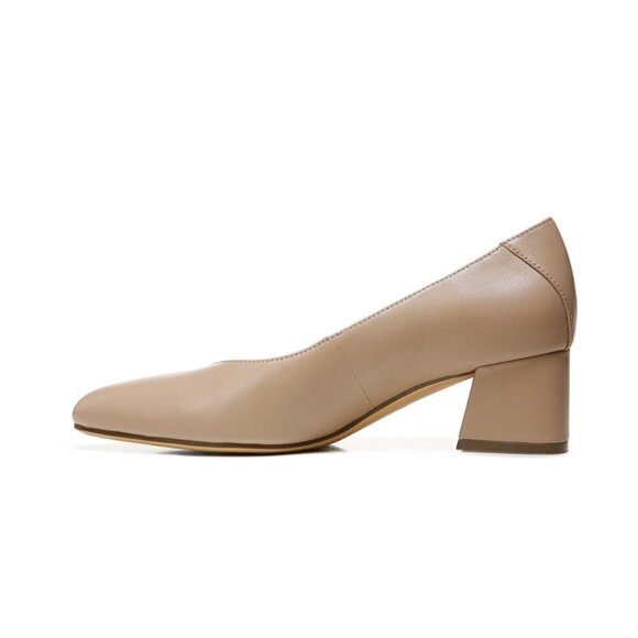 Naturalizer Malynn Womens Leather Pointed Toe Pumps (WIDE) - Picture 10 of 12